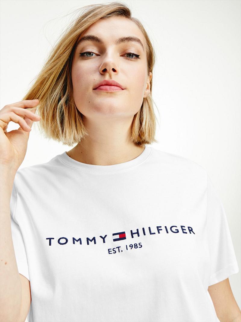 Női Tommy Hilfiger Curve Hilfiger Crewneck Póló Fehér | HU 440GSO